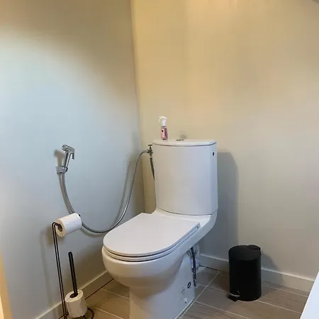 Chaleureuse Et Spacieuse Chambre, Sdb Privative Гостевой дом